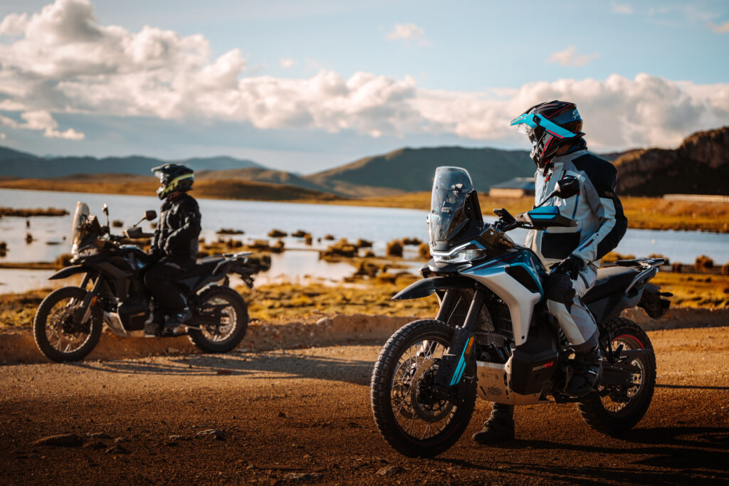 Новый CFMOTO 800MT-X в версиях — Sport и Touring: двойной удар по бездорожью